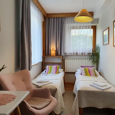 Iskra לינה וארוחת בוקר 3*