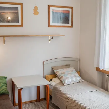 לינה וארוחת בוקר Iskra